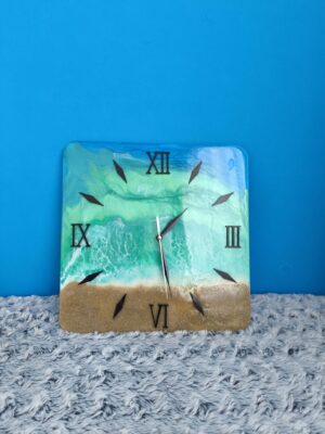 Ceas din rasina epoxidica, handmade, tematica "Ocean"
